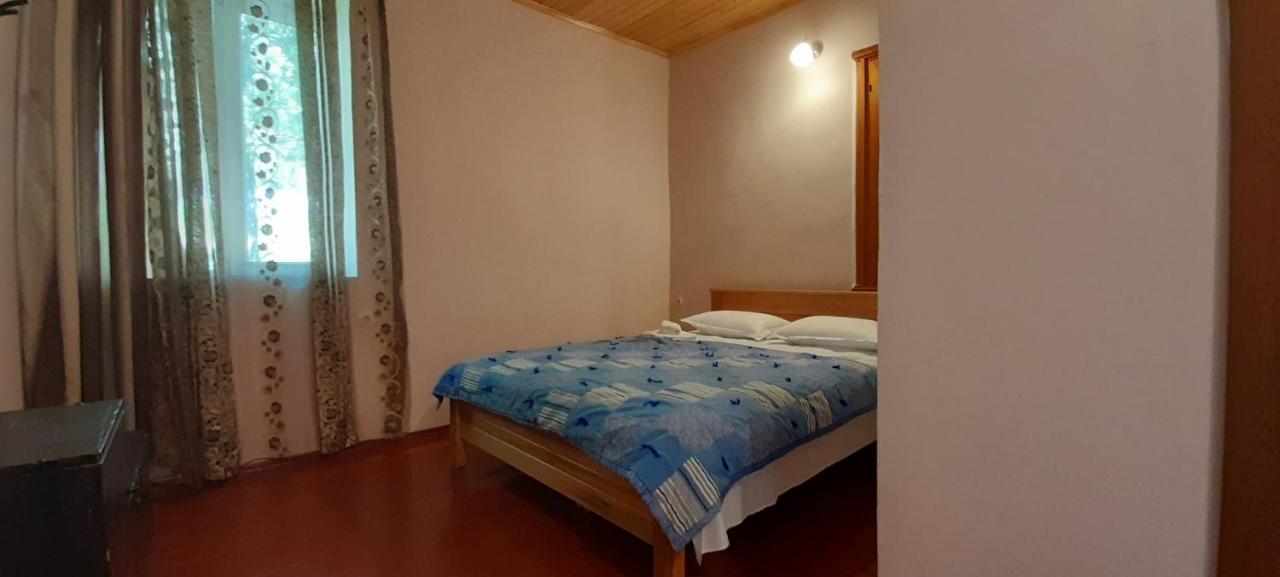 Guest House Lekhtagi เมสเตีย ภายนอก รูปภาพ
